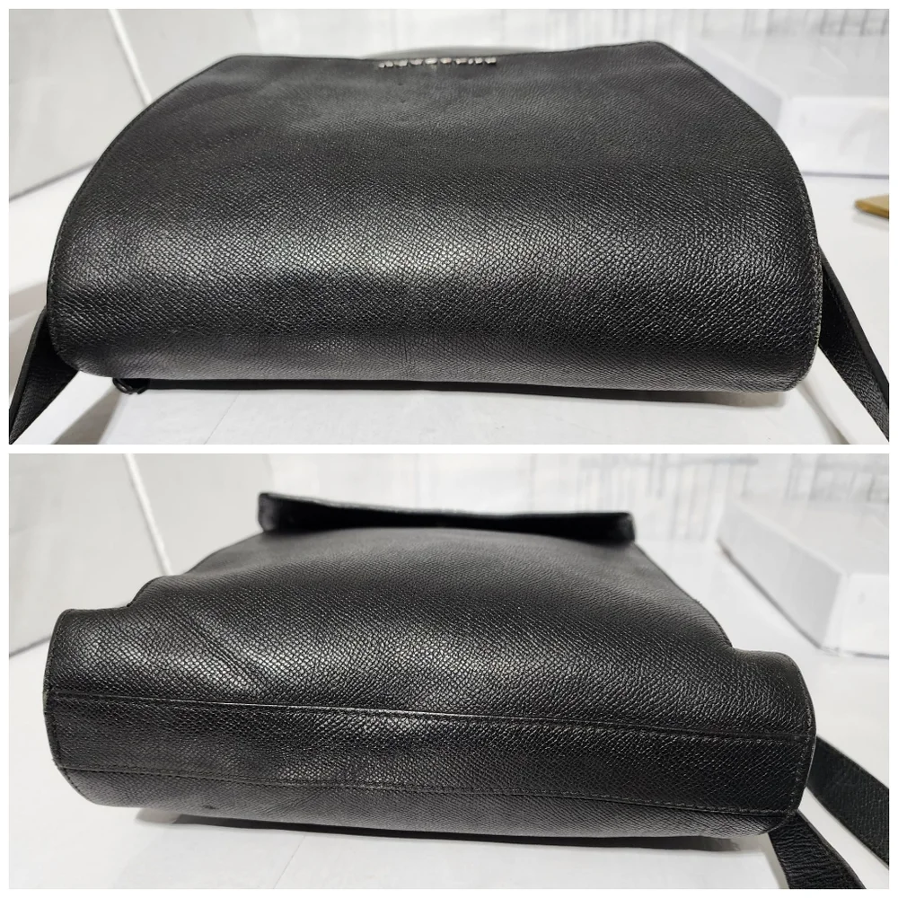 Burberry Leather Small Shaldon Messenger/Crossbody Bag Black